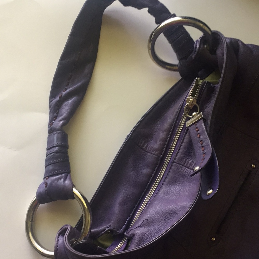B Makowsky Purple Purse - Picture 4 of 11